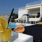 Villa Gina