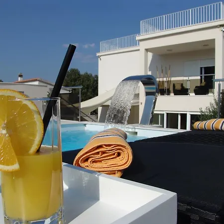 Villa Gina